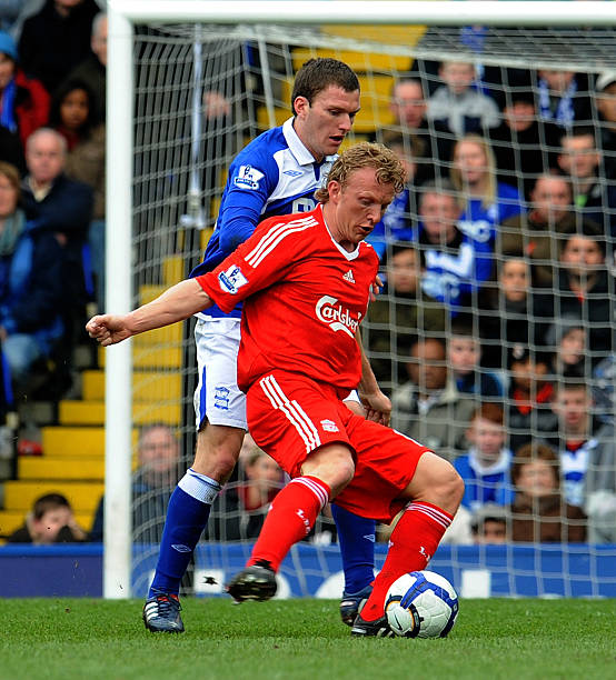 西甲第24輪巴塞羅那1-0瓦倫西亞 拉菲尼亞頭球破門 托雷斯失點阿勞霍染紅.