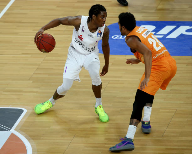 费尔南德斯 费尔南德斯